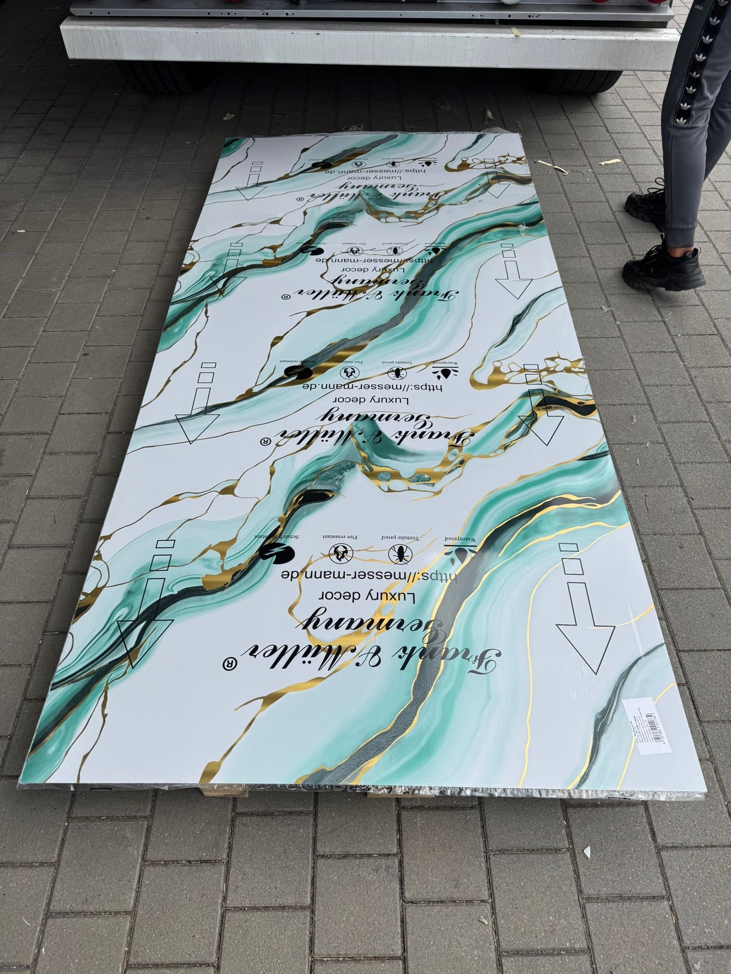 PVC Wandpaneele 260x122cm - 55 Farben verfügbar - 3mm stark