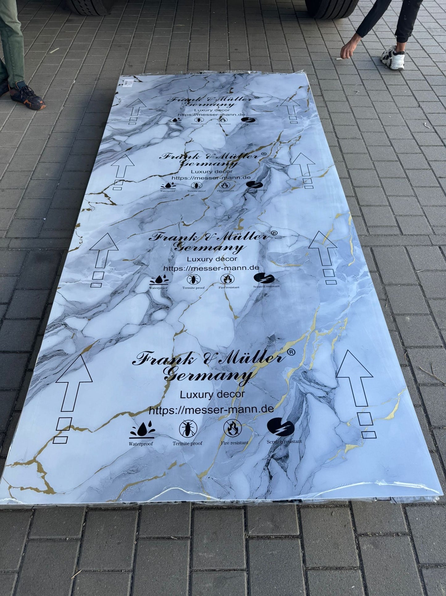 PVC Wandpaneele 260x122cm - 55 Farben verfügbar - 3mm stark