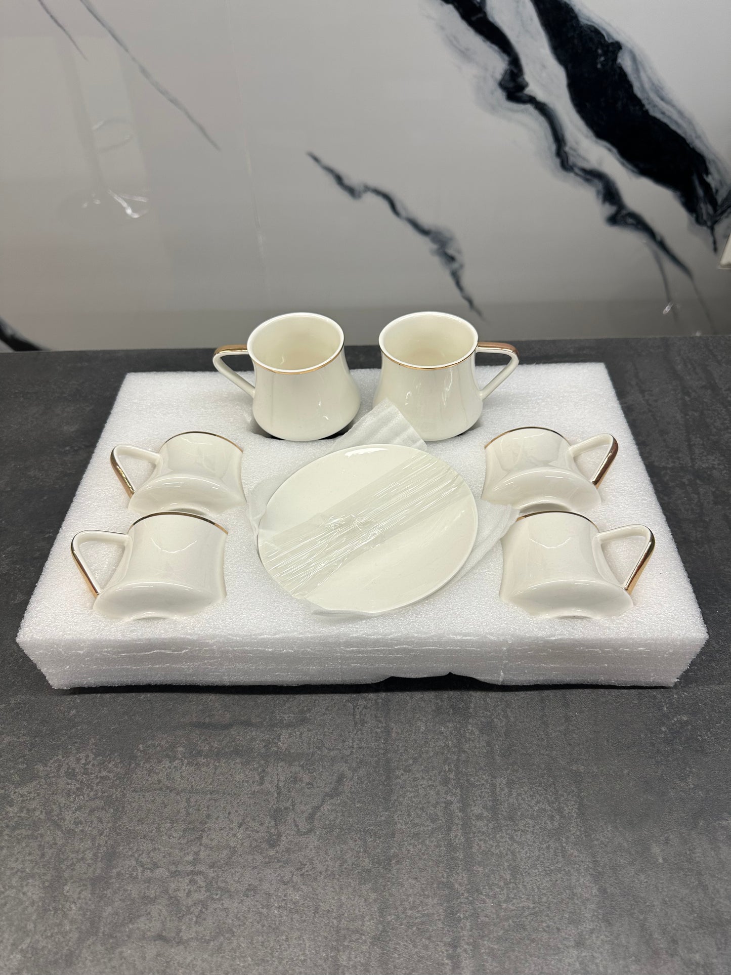 Kaffee Set 12-teilig Porzellan Weiß-Gold - Luxuriöses Tassen Set von Schäfer