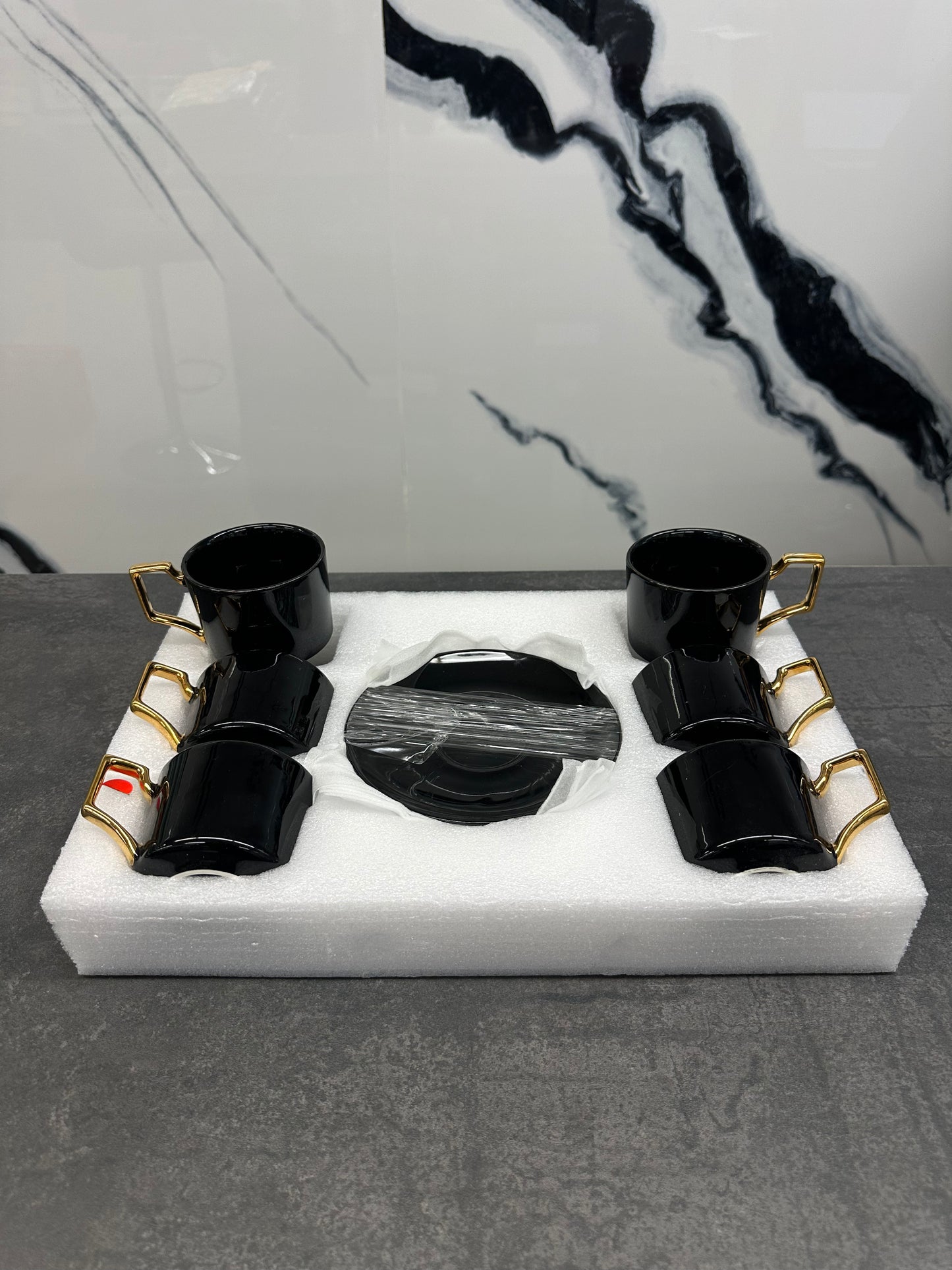 Kaffee Set 12 teilig Porzellan schwarz/ gold