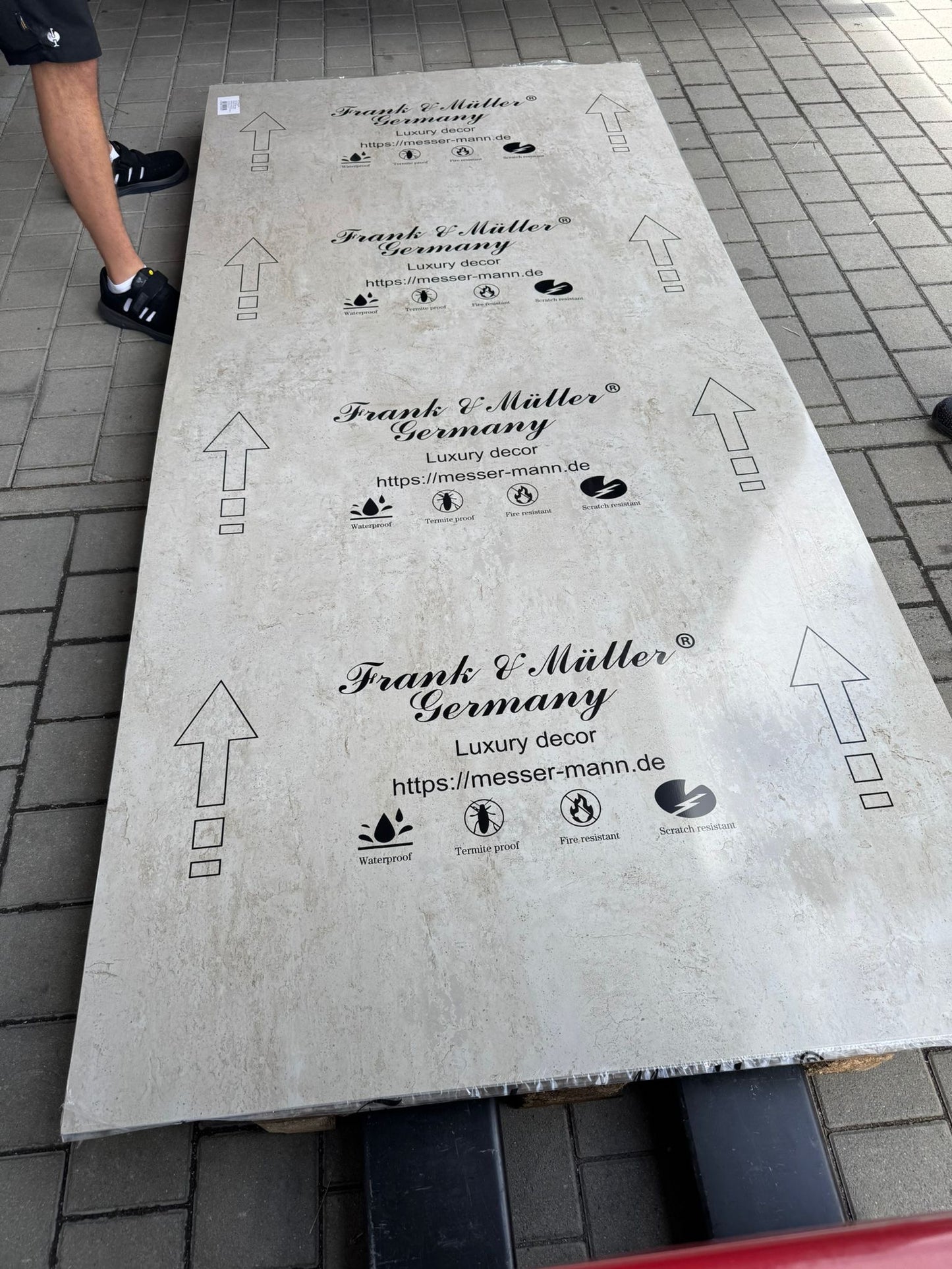 PVC Wandpaneele 260x122cm - 55 Farben verfügbar - 3mm stark